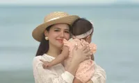 Bị &apos;cà khịa&apos; vì sinh con liên tục, phu nhân giám đốc tập đoàn nghìn tỷ đáp trả cực gắt