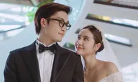 Bất chấp tin đồn tình cảm, Huyền Lizzie và Đình Tú còn xưng hô với nhau cực mùi mẫn