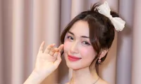 Hòa Minzy phản ứng ra sao khi bạn trai cũ thanh minh việc &quot;không chu cấp cho con&quot;?