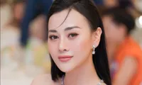 Bị nói yêu Shark Bình vì tiền, Phương Oanh tung bằng chứng cho thấy cô chẳng kém đại gia