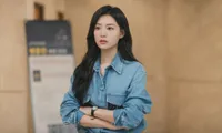 Queen Of Tears: Hong Hae In toàn dùng đồ hiệu, đã có món nào cháy hàng chưa?