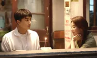 Cùng vào vai sinh viên, Lưu Diệc Phi được khen còn Lâm Canh Tân bị chê già