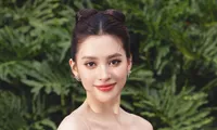 Hoa hậu Tiểu Vy hé lộ &quot;kho báu&quot; khiến nhiều người trầm trồ muốn &quot;xin vía&quot;