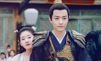 Muốn yên lành cũng khó, Tiêu Chiến lại leo “hot search” vì lời tỏ tình của Triệu Lộ Tư