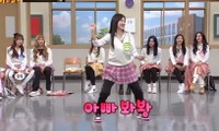Fan sửng sốt khi Naeun (April) làm động tác tế nhị trước máy quay: Đáng yêu hay quá đà?