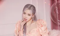 Làm đại sứ toàn cầu cho nhãn hàng lớn mà Rosé (BLACKPINK) lại bị hãng nhỏ bỏ quên