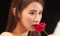 Miyeon, thành viên hụt của BLACKPINK bị netizen chỉ trích vì một lời nhắn nhủ dành cho Lisa