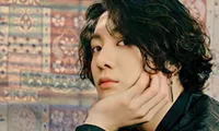 Học Jungkook (BTS) bí quyết vượt qua khủng hoảng tuổi 20 để có được thanh xuân hạnh phúc