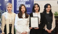 Stylist BLACKPINK biến áo thành váy cho Jennie, tưởng được khen nhưng lại bị chê?