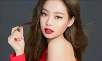 Fan cảm động hết sức khi biết Jennie cập nhật Instagram để làm việc đặc biệt này