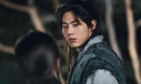 “Sông Đón Trăng Lên” có nguy cơ đổ bể khi nam chính Ji Soo thừa nhận mọi cáo buộc