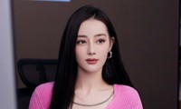 Xài nhầm filter khi livestream, đến xinh đẹp ngút ngàn như Địch Lệ Nhiệt Ba cũng mất điểm!