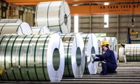 Tập đoàn Hoa Sen báo lãi hơn 370 tỷ đồng trong 2 quý đầu niên độ tài chính