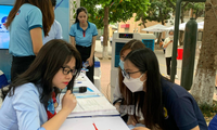 Đưa việc làm đến với sinh viên