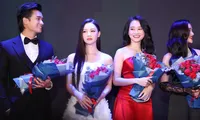 Samuel An tháp tùng 3 mỹ nhân AMEE, Salim, Trúc Anh trên thảm đỏ &quot;Thiên Thần Hộ Mệnh&quot;