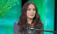 Phi Nhung đáp trả nghi vấn &quot;là F0 nhưng lại tự ý gỡ biển báo cách ly để đi ra ngoài&quot;