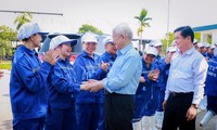 Tháng 5 trên quê hương Bác