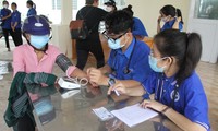 Hành trình &apos;Hoa nhân ái&apos; chăm lo trẻ em, người dân khó khăn 