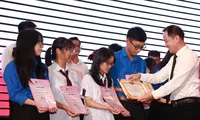 Tuyên dương các điển hình thanh niên tiêu biểu làm theo lời Bác