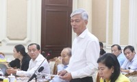 Lãnh đạo TPHCM: Đội ngũ cán bộ thành phố đã hết &apos;đứng hình&apos;