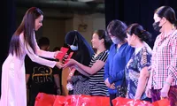 Mặt trận Tổ quốc TPHCM cùng các hoa, á hậu gửi quà Tết tặng đồng bào dân tộc thiểu số 