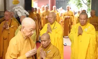 Đại lão Hòa thượng Thích Trí Quảng viếng Hòa thượng Thích Huệ Trí 