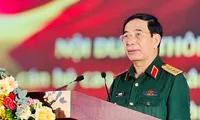 Bộ trưởng Phan Văn Giang gặp mặt cán bộ cao cấp quân đội nghỉ hưu khu vực phía Nam