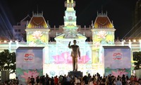 Mãn nhãn màn trình diễn công nghệ 3D &apos;Sắc màu thành phố Bác&apos;