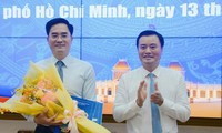 Điều động, bổ nhiệm cán bộ chủ chốt ở TPHCM và 2 tỉnh