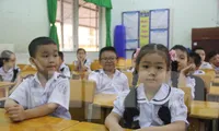 TPHCM: “Giảm lớp học 2 buổi/ ngày để tất cả học sinh đều được đến trường”