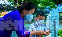 Trẻ mắc COVID-19 khi nào cần đến bệnh viện?