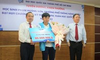 TPHCM: Huy chương Bạc Olympic Toán học quốc tế nhận tiền thưởng &apos;khủng&apos; 300 triệu đồng