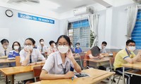 Điểm chuẩn ĐH Kinh tế TPHCM, ĐH Tài chính Marketing TPHCM và ĐH Ngân hàng TPHCM tăng mạnh