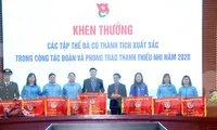 Các tập thể được trao cờ thi đua của Trung ương đoàn trong công tác đoàn và phong trào thanh thiếu niên 2020.