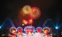 Hải Phòng bắn pháo hoa chào mừng hợp nhất với Hải Dương