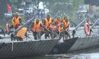 Vụ sập cầu Phong Châu: Công binh tinh nhuệ hành quân trong đêm lên Phú Thọ, sẵn sàng bắc cầu phao