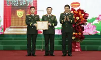 Bộ trưởng Bộ Quốc phòng khen thưởng đơn vị giữ vững trận địa đặc biệt