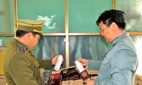 Truy tố Giám đốc buôn lậu mỹ phẩm, sữa trẻ em