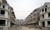 Khách hàng gần đây bị "khủng bố" mỗi ngày cả chục tin nhắn quảng cáo, rao bán nhà đất. Ảnh: Ngọc Tuyên/ VnExpress