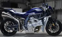PGM V8 sở hữu thiết kế naked bike/streetfighter điển hình.