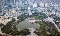 Đề xuất &apos;xén&apos; đất công viên làm bãi xe, khu mua sắm ở Hà Nội