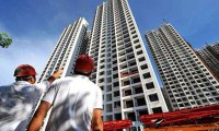 Doanh nghiệp địa ốc &apos;khát vốn&apos; ồ ạt vay trái phiếu lãi cao, thị trường dấu hiệu bất ổn?
