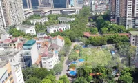 Cư dân đô thị mẫu Hà Nội lo ngại ô &apos;đất vàng&apos; hạ tầng cuối cùng biến thành cao ốc