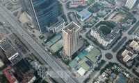 Yêu cầu 4 bộ cho ý kiến về &apos;số phận&apos; tháp nghìn tỉ bỏ hoang của Vicem