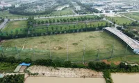 Cận cảnh sân tập golf &apos;mọc&apos; sai quy hoạch trong KĐT Thanh Hà bị &apos;vô thừa nhận&apos;