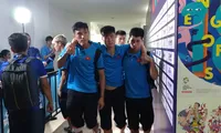 Duy Mạnh bị chuột rút ở trận đấu của Olympic Việt Nam với Syria tối 27/8.