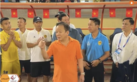 Bầu Hiển thưởng cho Quảng Nam sau trận thua CLB Hà Nội