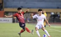 Quang Hải ghi bàn trong chiến thắng 3-1 của CAHN trước Thể Công Viettel (ảnh Minh Tú)