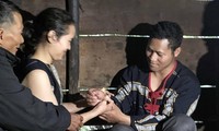 Độc đáo tục &apos;bắt&apos; chồng lúc nửa đêm của sơn nữ K&apos;Ho