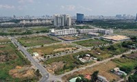 Bí thư Thành ủy TPHCM: Bỏ cọc đấu giá đất Thủ Thiêm là &apos;hiện tượng lạ&apos;